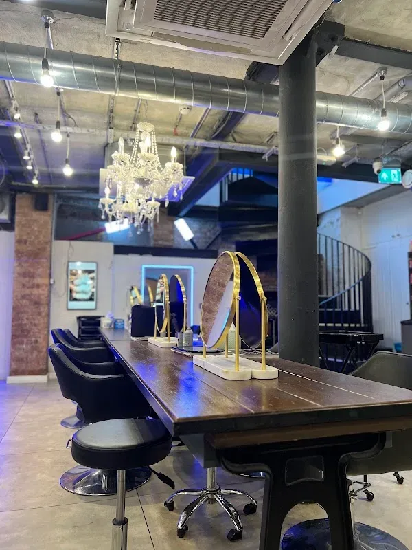 Live True London Soho ✂ — Hairdresser in London